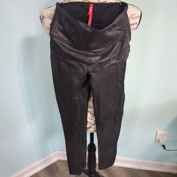 SPANX Faux Leather Leggings small Black High Rise Full Length Elastic Waist - Picture 1 of 5
